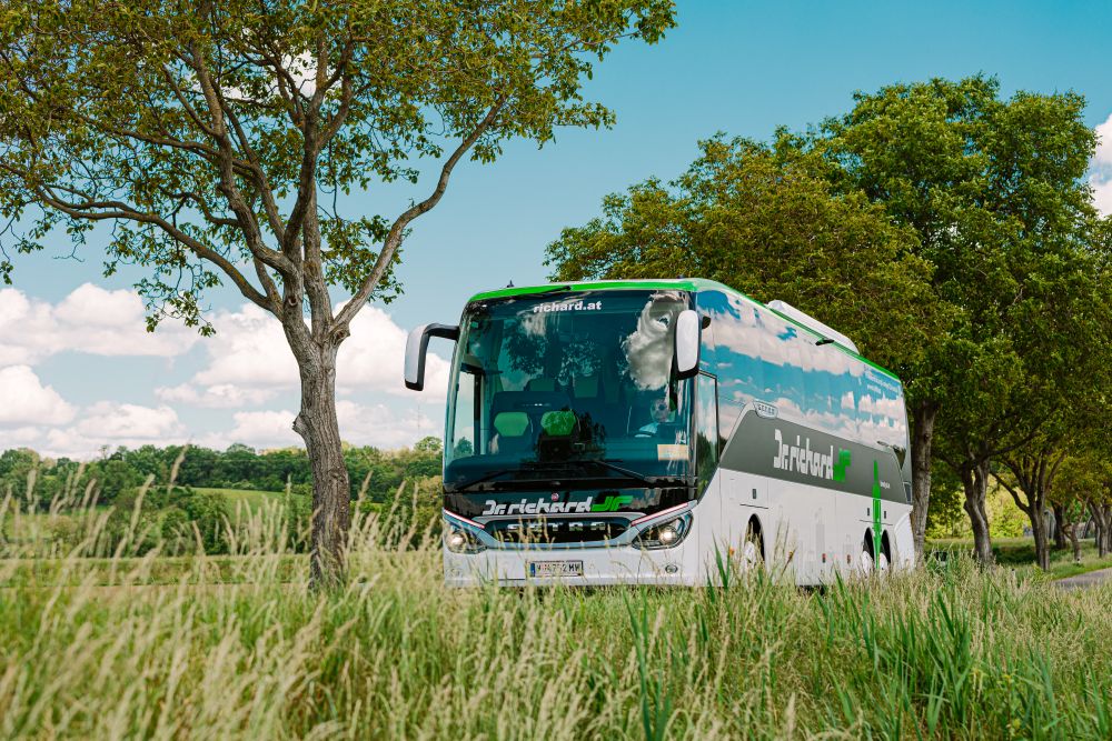 Bus mieten 14 HVO 100 Shooting cDr.Richard Luck 6 komprimiert