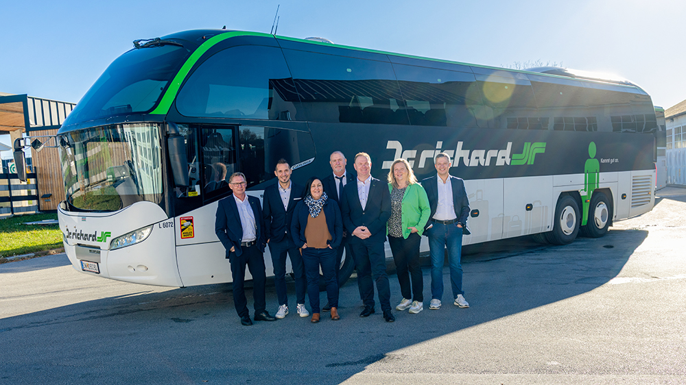 Dr. Richard Burgenland 9 Teamfoto Burgenland komprimiertc Dr. Richard Martin Pfeiffer