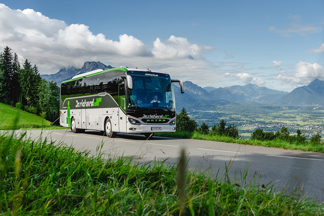 Salzburg 8 Reisebus Salzburg 44 komprimiertc Dr. Richard Salzburg Scheinast.com