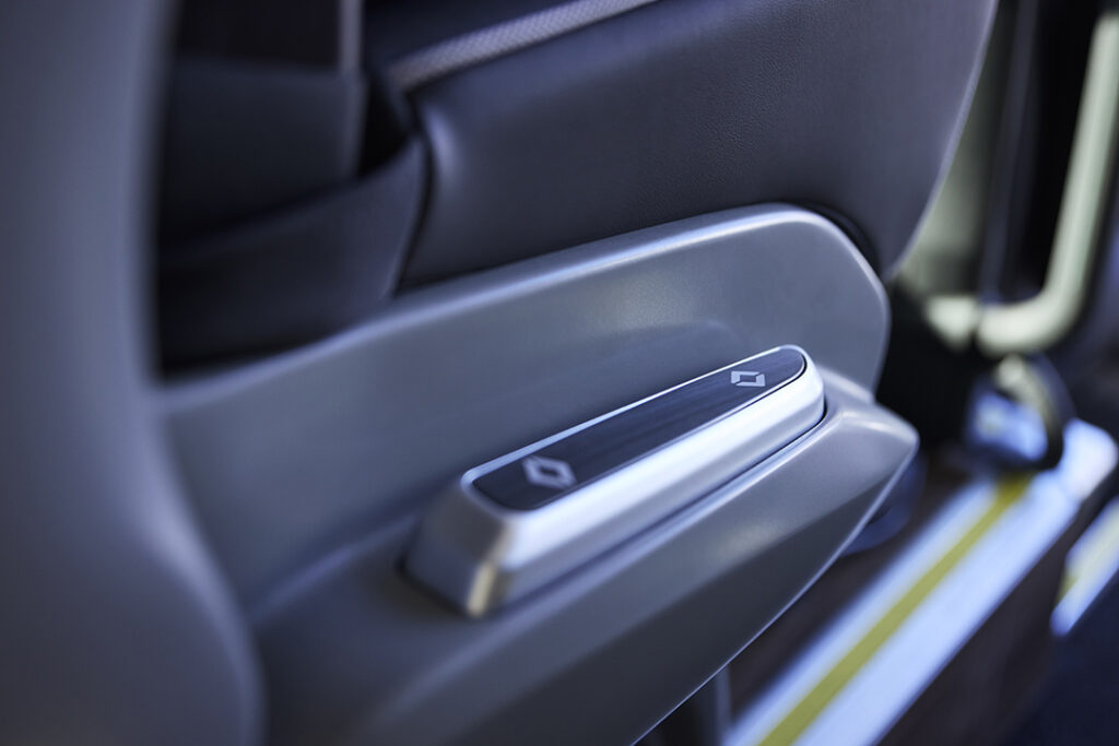 electric coach 29 E Reisebus Innen 11 komprimiertc Dr. Richard APA Fotoservice Ben Leitner