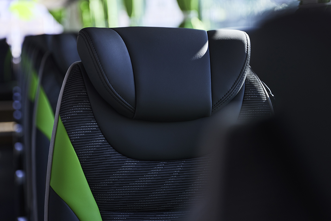 electric coach 34 E Reisebus Innen 5 komprimiertc Dr. Richard APA Fotoservice Ben Leitner