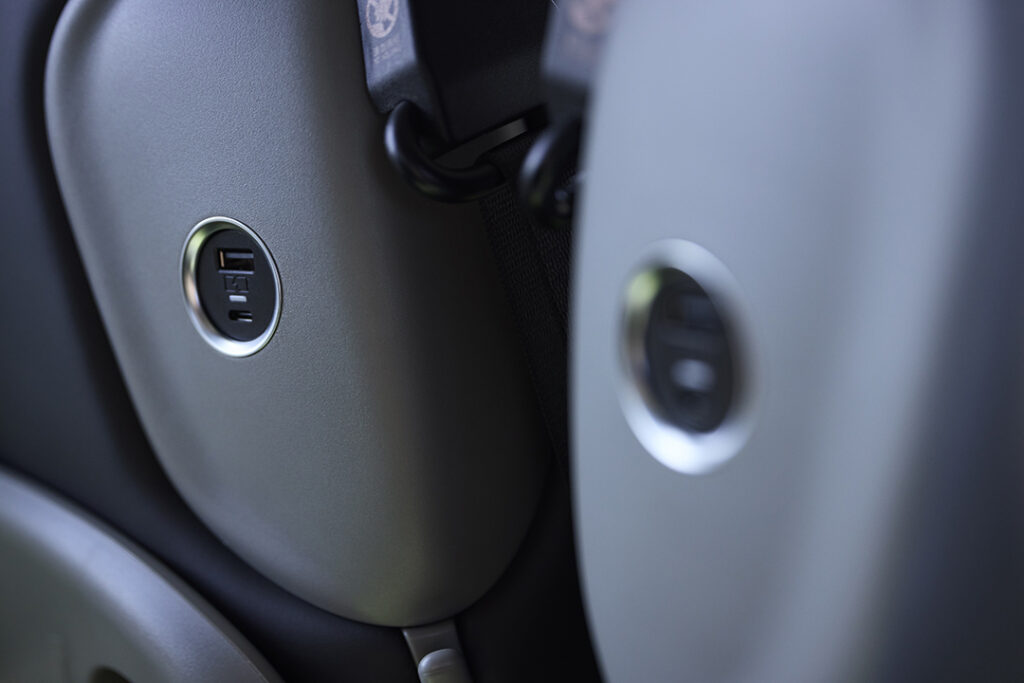 electric coach 28 E Reisebus Innen 9 komprimiertc Dr. Richard APA Fotoservice Ben Leitner