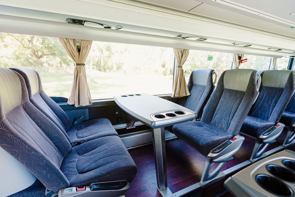 76 – 84 Sitzer 11 Reisebus innen Stockbus web c Dr. Richard Bernhard Luck 10