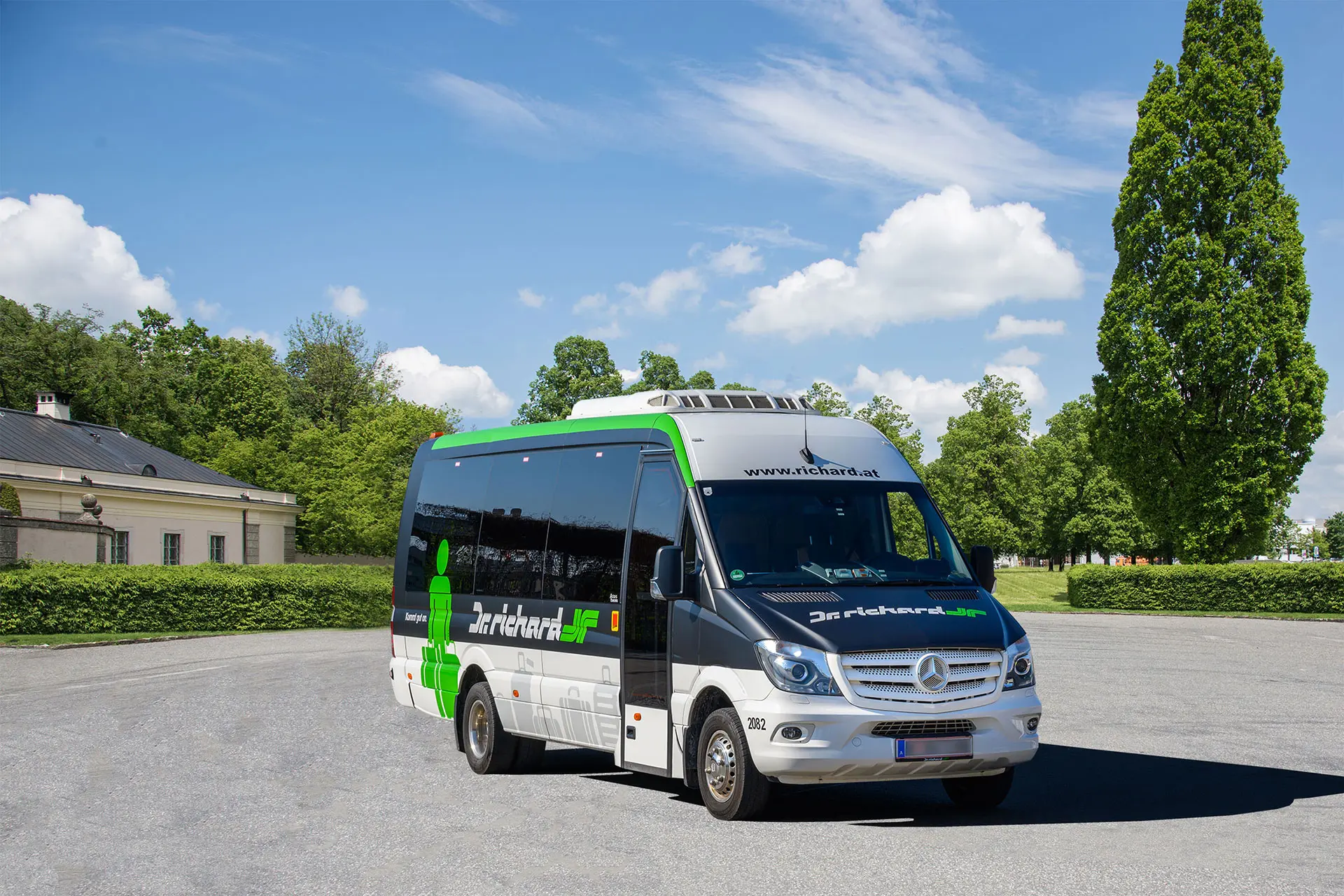 20 seater 10 20 Sitzer 21 web c Dr. Richard Scheinast.com 1
