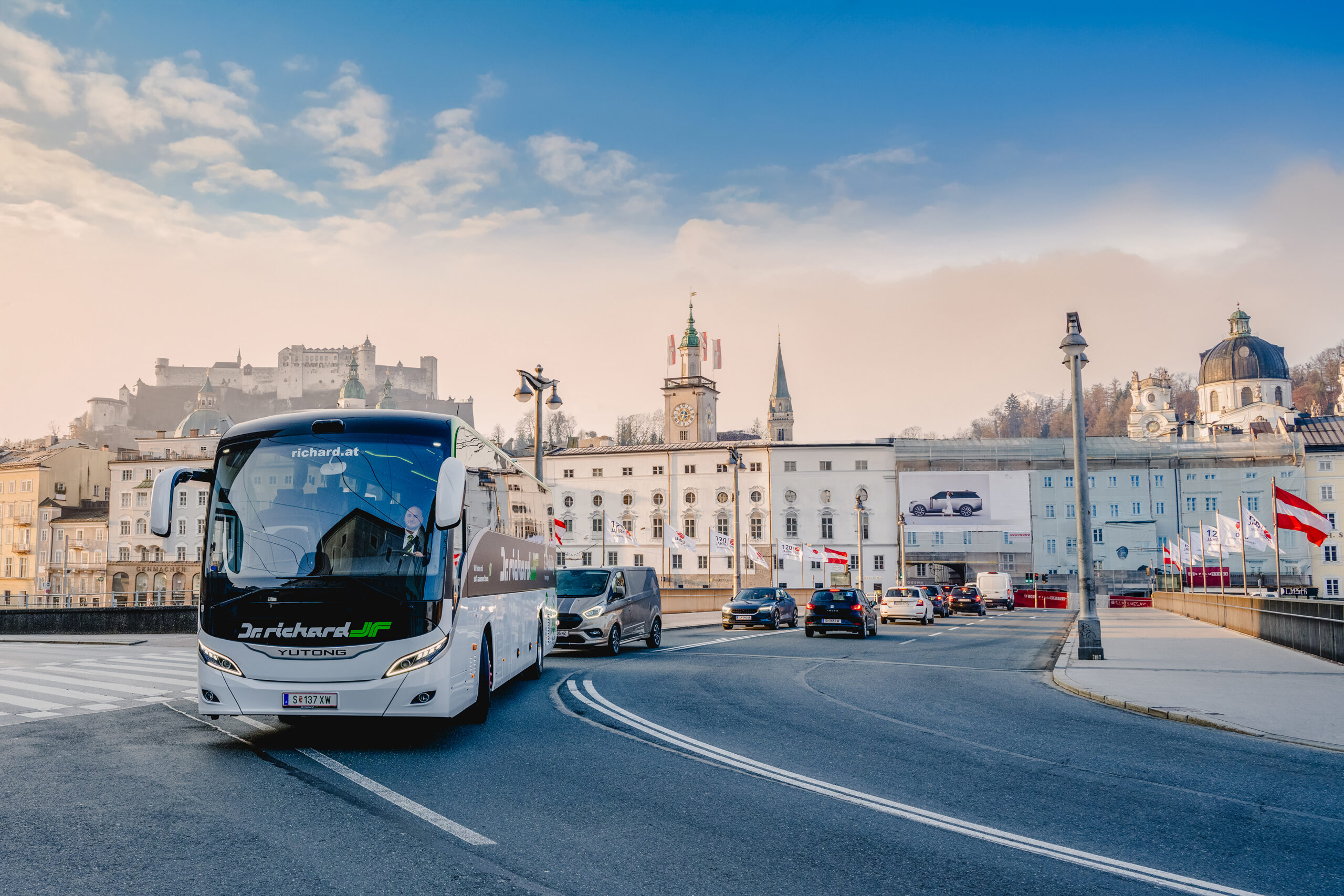 50 seater electric coach 11 Electric coach Salzburg 2 c Dr. Richard Scheinast.com 7517 scaled